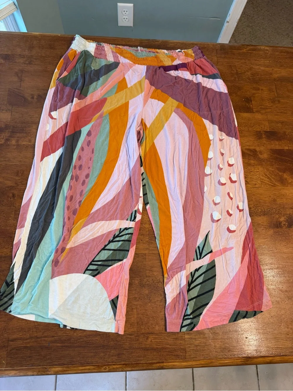 Soma Cool Nights Wide Leg Crop Pajama Pants Abstract Tropical Print XL